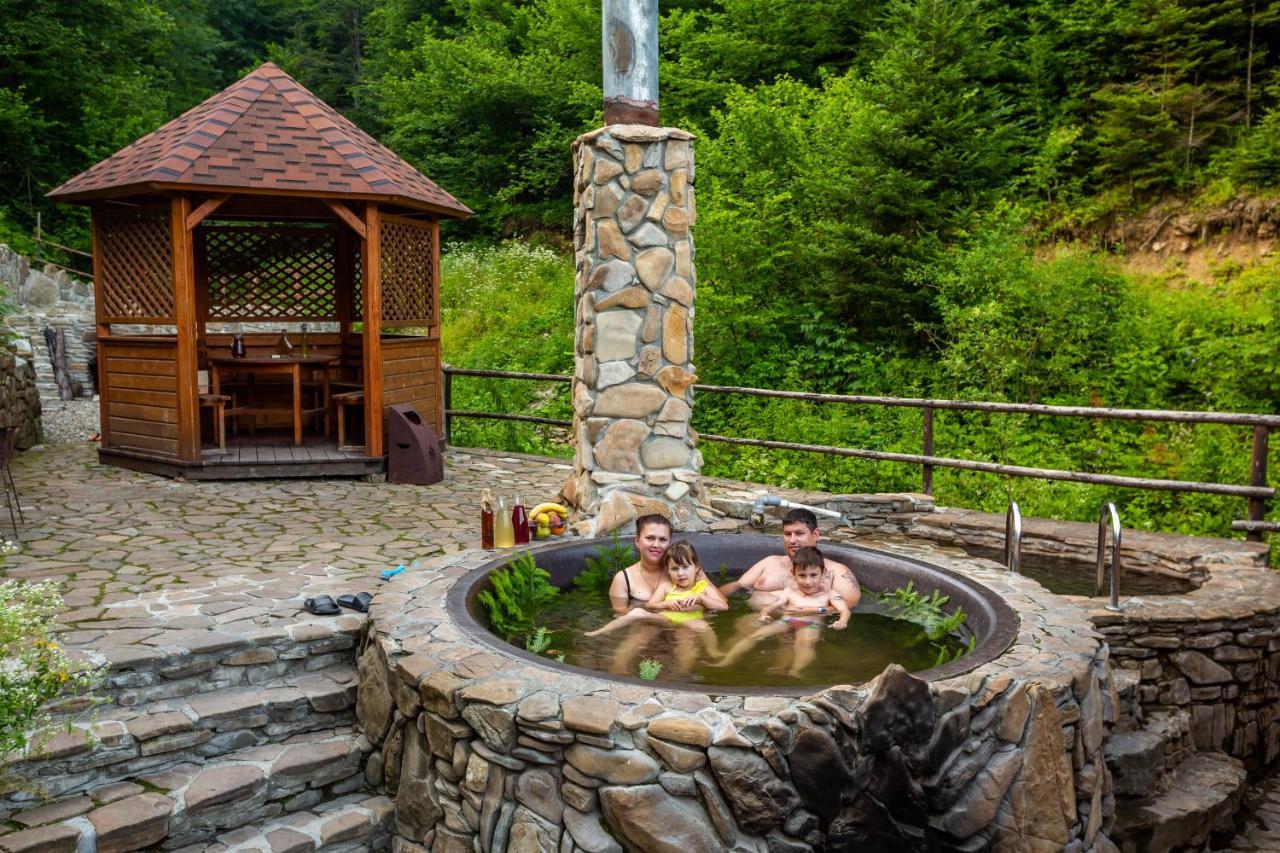 Osonnya Karpaty Resort Medical & Spa Skhidnytsia Kültér fotó